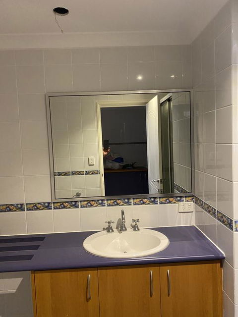 Blue Sky Escapes Seaview Apartment - Internet Find 3