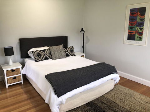 Bobby's Country Rental - Internet Find 2