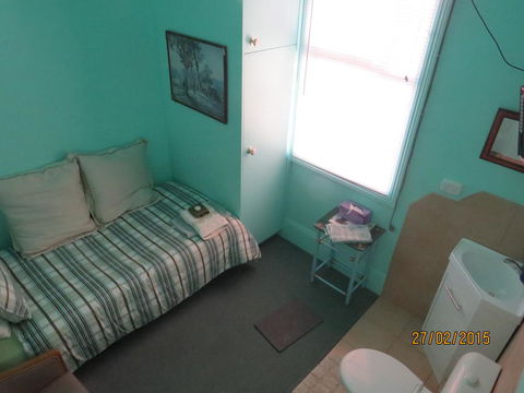 Bristol House Accommodation - Internet Find 3