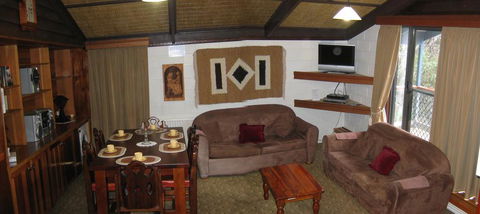 Brucktal Apartment - Internet Find 2