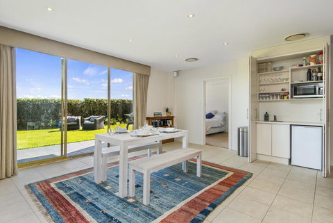 Bungan Beach House - Heated Indoor Pool - Internet Find 1