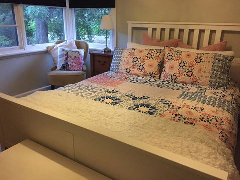 Bush Retreat Farm Stay - Internet Find 0