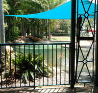 Bushland Beach Tavern - Internet Find