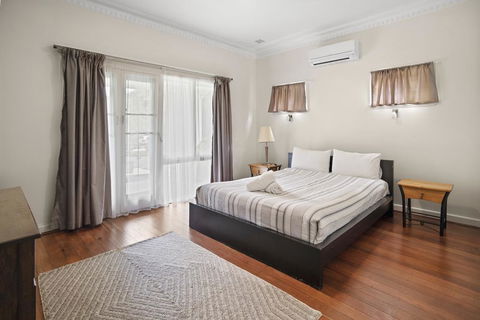 Busselton River Cottage - Internet Find 3