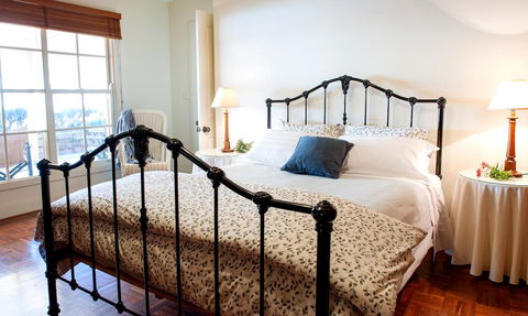 Byronsvale Vineyard And Accommodation - Internet Find 2