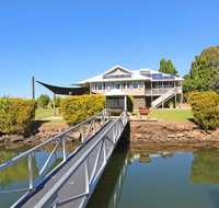 Campbell 7 - Large Queenslander on Maroochy River - Internet Find