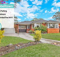 CAMPBELLTOWN HOLIDAY HOME 3 BED  FREE PARKING NCA039 - Internet Find