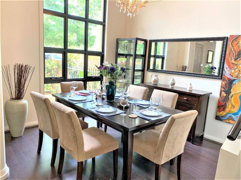 Campbelltown Most Sought After Park Central Home - Internet Find 2