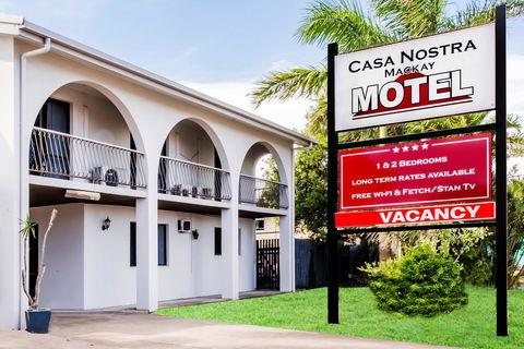 Casa Nostra Motel Mackay - Internet Find 1