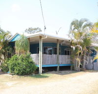 CASTAWAY BEACH HOUSE - Internet Find
