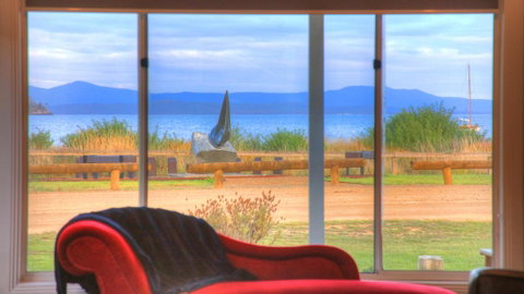 Castaway Cottage - Internet Find 0