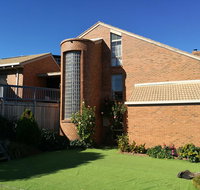 Castle stay at lakes entrance - Internet Find