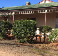 Catania Cottage  Farmhouse - Internet Find