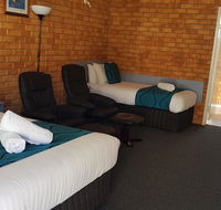 Centrepoint Motel Deniliquin - Internet Find