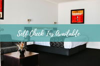 Charles Sturt Suites  Apartments