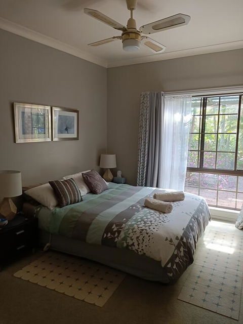 Charming Country House Close To Grafton - Internet Find 3