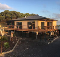 Chill n Sea Coastal Retreat - Internet Find