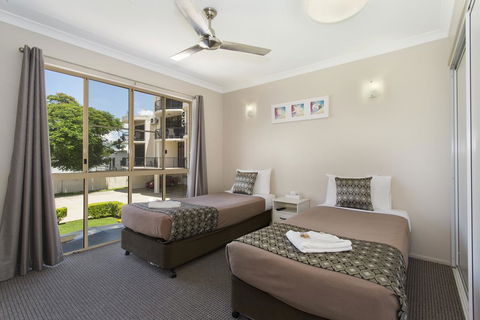 Cityville Luxury Apartments And Motel - Internet Find 1
