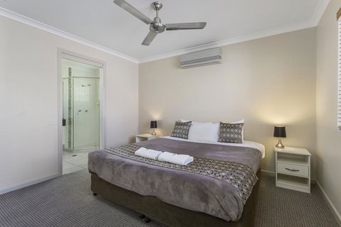 Cityville Luxury Apartments And Motel - Internet Find 2