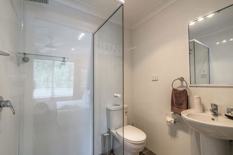 Cole House Apartments - Internet Find 3