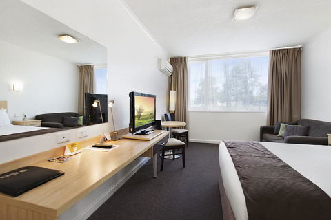 Comfort Inn Capital Horsham - Internet Find 1