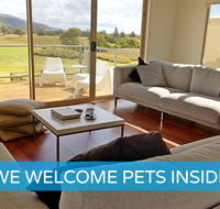 Contemporary Golf Course Frontage 3BR - Internet Find