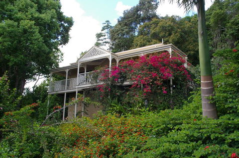 Cooroy Country Cottages - Internet Find 1
