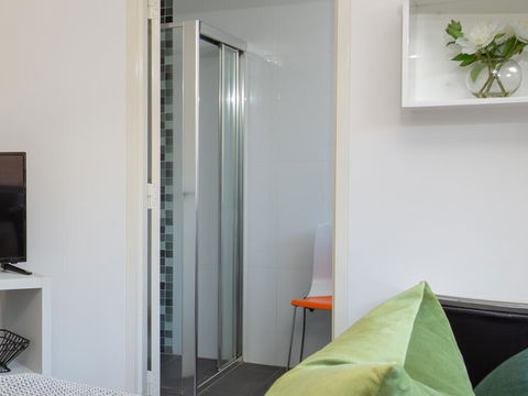 Cosy And Bright Studio Next To Westmead Hospital - Internet Find 0