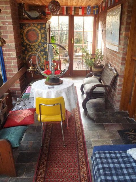 Cosy Apartment Accommodation In Hobart, New Town. - Internet Find 3