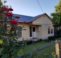 Cottage on Main - Internet Find