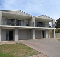 Cowell Holiday Accommodation with harbour views - Internet Find