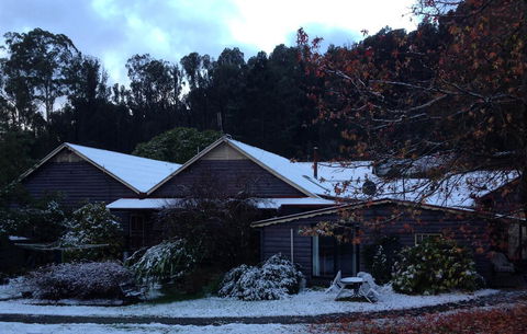 Crossways Country Inn - Internet Find 3