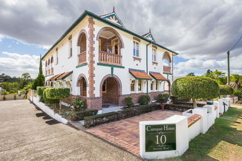 Cumquat House - Internet Find 0