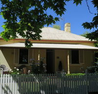 Dalton Cottage - Internet Find