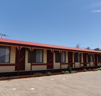 Daydream Motel and Apartments - Internet Find