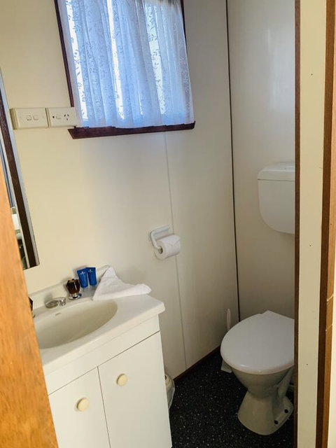 Discovery Parks - Hadspen - Internet Find 3