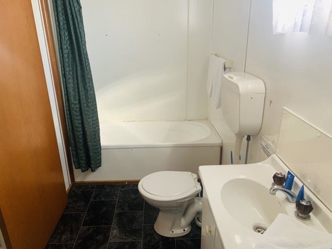 Discovery Parks - Hadspen - Internet Find 2