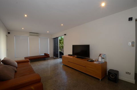 Dream Catcher Beach House - Shellharbour - Internet Find 3