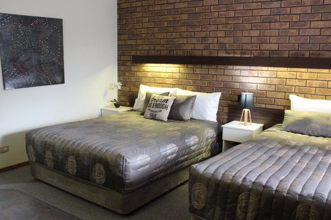 Dunolly Golden Triangle Motel - Internet Find 3