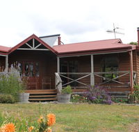 Eagle's Roost Farmstay BB - Internet Find