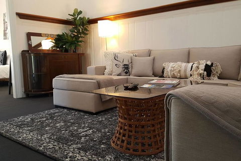Edward Lane Apt3 - Internet Find 2