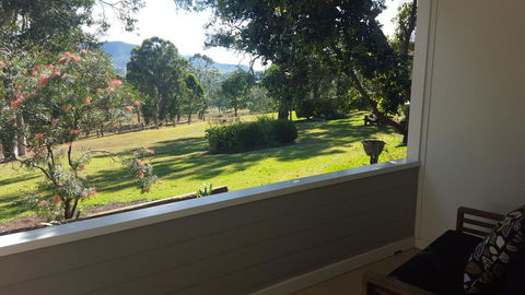 Elfin Hill Vineyard Accommodation - Internet Find 3