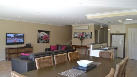 ELSINOR Townhouse 7 Mulwala - Internet Find 2