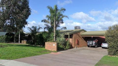 Elwood House - Internet Find 2