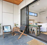 Eternity 141 - Room with private bathroom balcony bed  breakfast - Internet Find