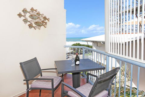 FABULOUS BEACHFRONT POSITION - Internet Find 1