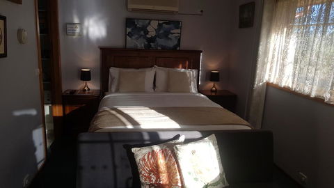 Factory Lane B&B - Internet Find 3