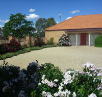 Fairways Bed  Breakfast at Jerilderie - Internet Find