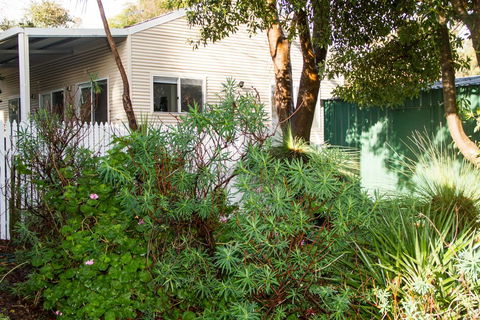 Farview Guest Accommodation - Internet Find 0