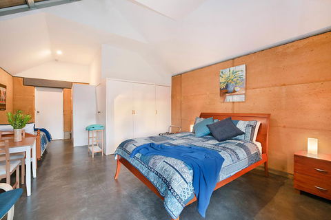 Ferndale B&B - Internet Find 3